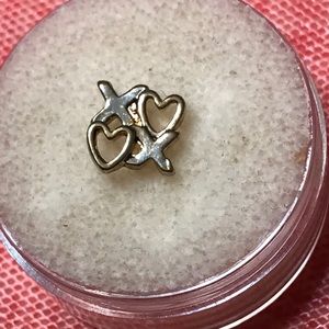 3/$10 Origami Owl XOXO Charm